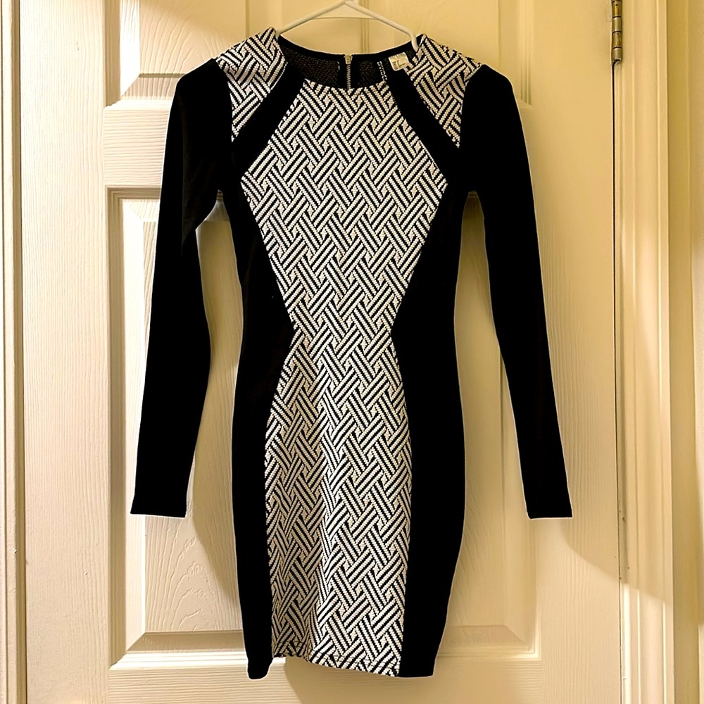 Black & White Long Sleeve Dress